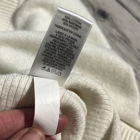 Express Cold Shoulder Rounded Hem Woven Sleeve Sweater Size S - Picture 7 of 8